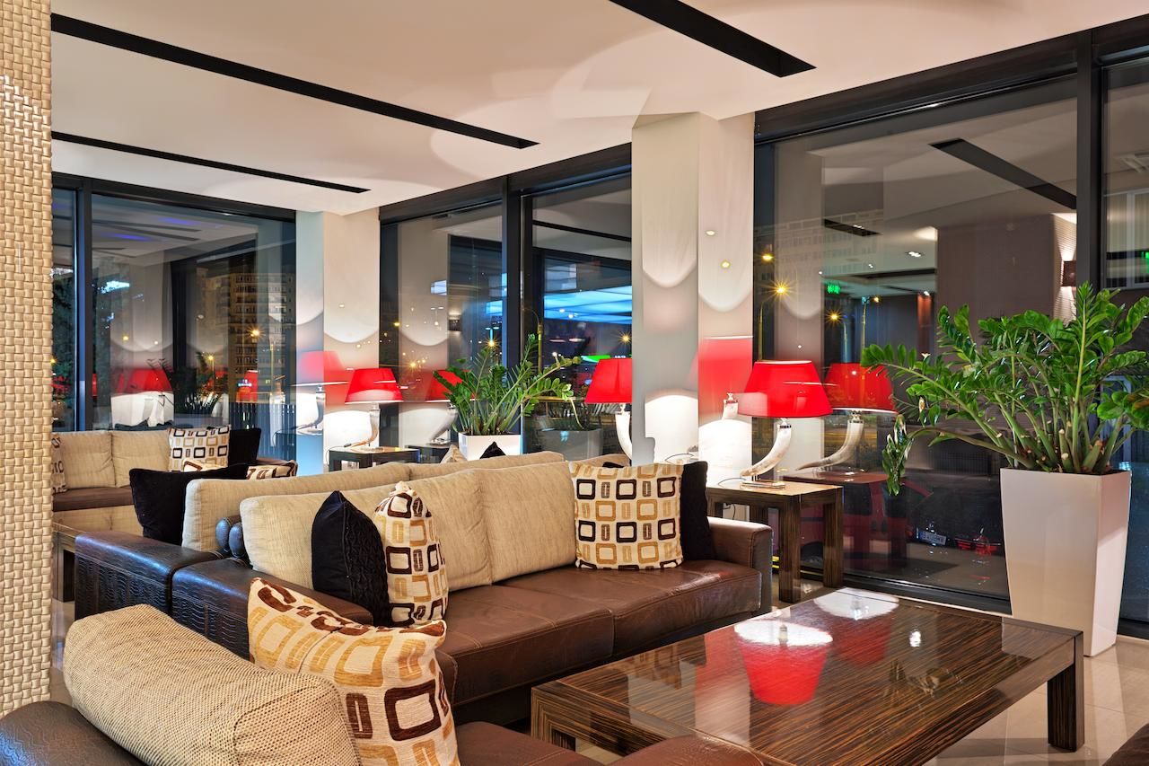 Отель Hotel Cubix Брашов-15