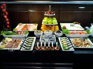 Отель Hotel Cubix Брашов-2